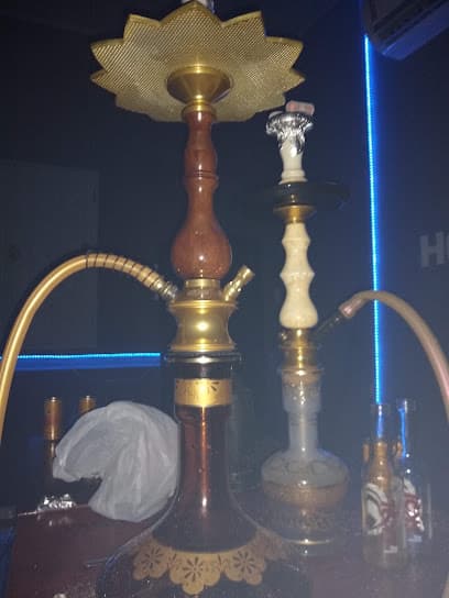 Supreme Hookah House Pub