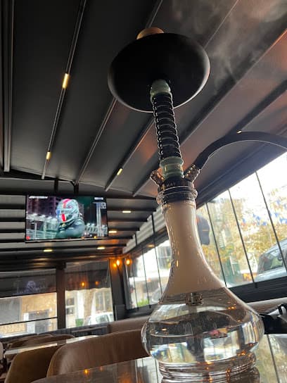 Bomera Lounge