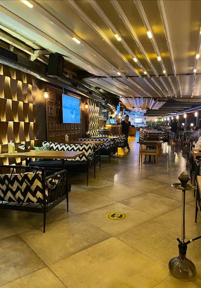 Velur Golden Horn Lounge