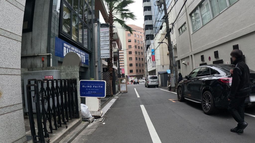 Street view near Marble Shisha Lounge
