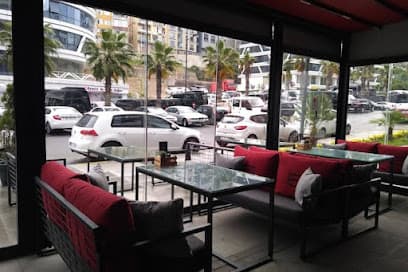 Red Lounge