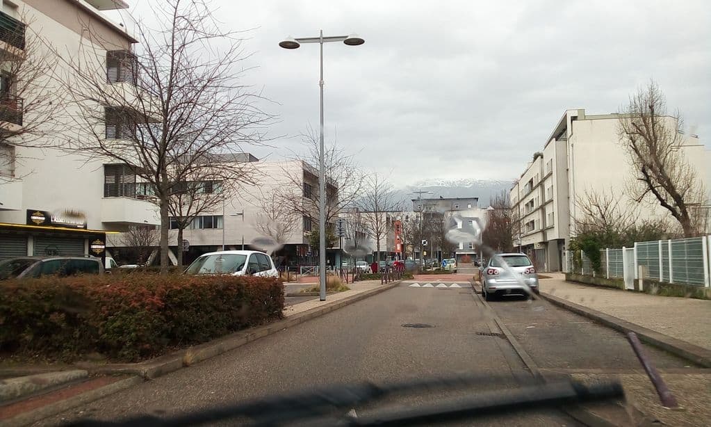 Street view near Chicha Mille et Une Nuit