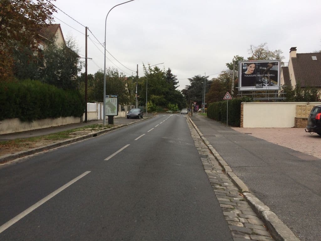 Street view near Smoke Korner