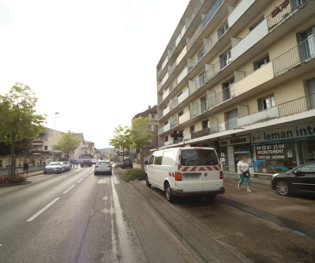 Street view near Le celeste