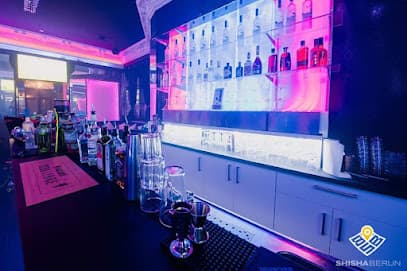 Mirror Lounge