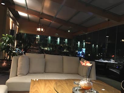 Upper Deck Lounge