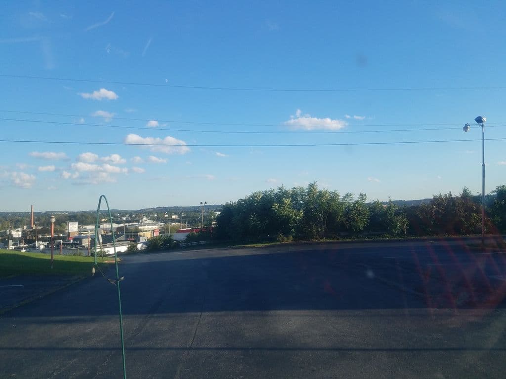 Street view near Mint Vape, Cigar & Tobacco CO - Beer & Beverage - Hookah Lounge