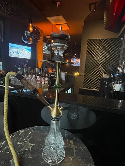 The Flame Frankfurt - Cocktail- & Shishabar