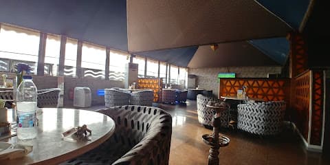 Titanium Café