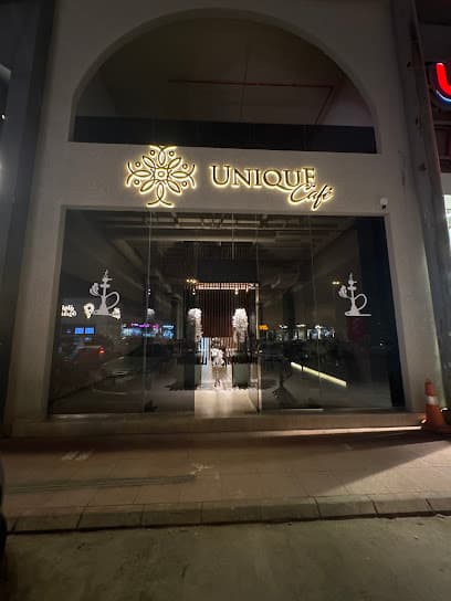 UNIQUE CAFE