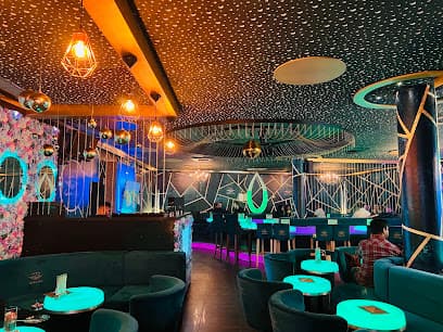 Golden Club Lounge Hookah & Drink *