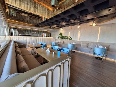 C Lounge, Kuwait Grand Hotel
