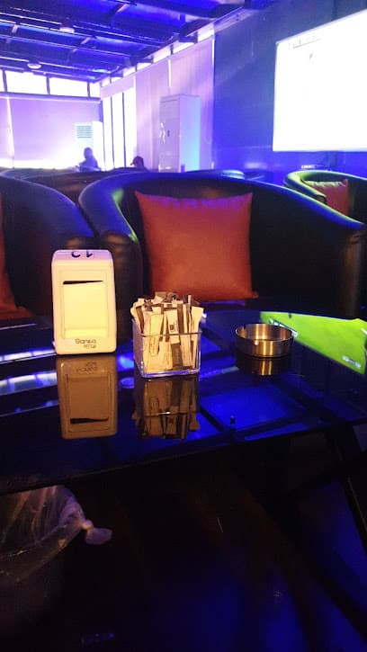 Titanic Cafe - مقهى تايتنك