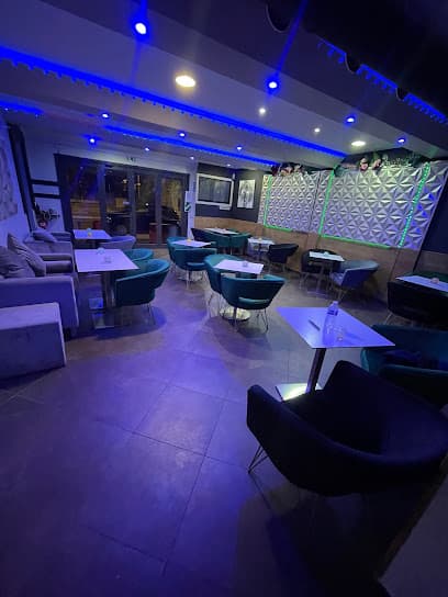 SMOKEY CAFÉ