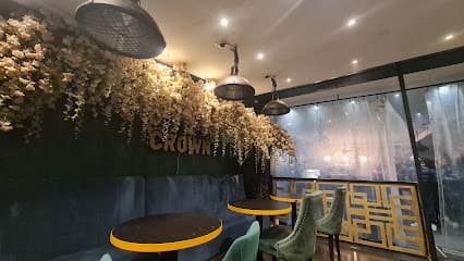 Crown Lounge