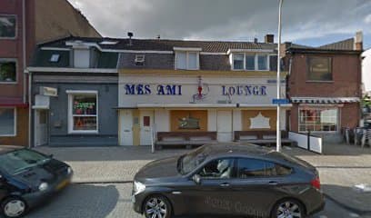 Mes Ami Lounge