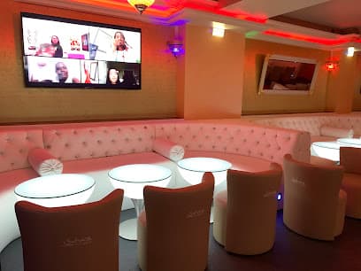Infinity Lounge