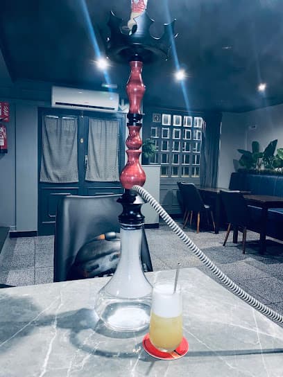 Sira Cocktail & Shisha Bar | Coctelería Barcelona