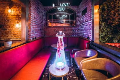 DEUCES - unique shisha experience.